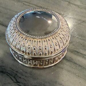 Elegant Silver Played Jewelry/Trinket Box